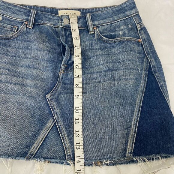Pacsun mini skirt distress hem size 27 - Picture 6 of 9